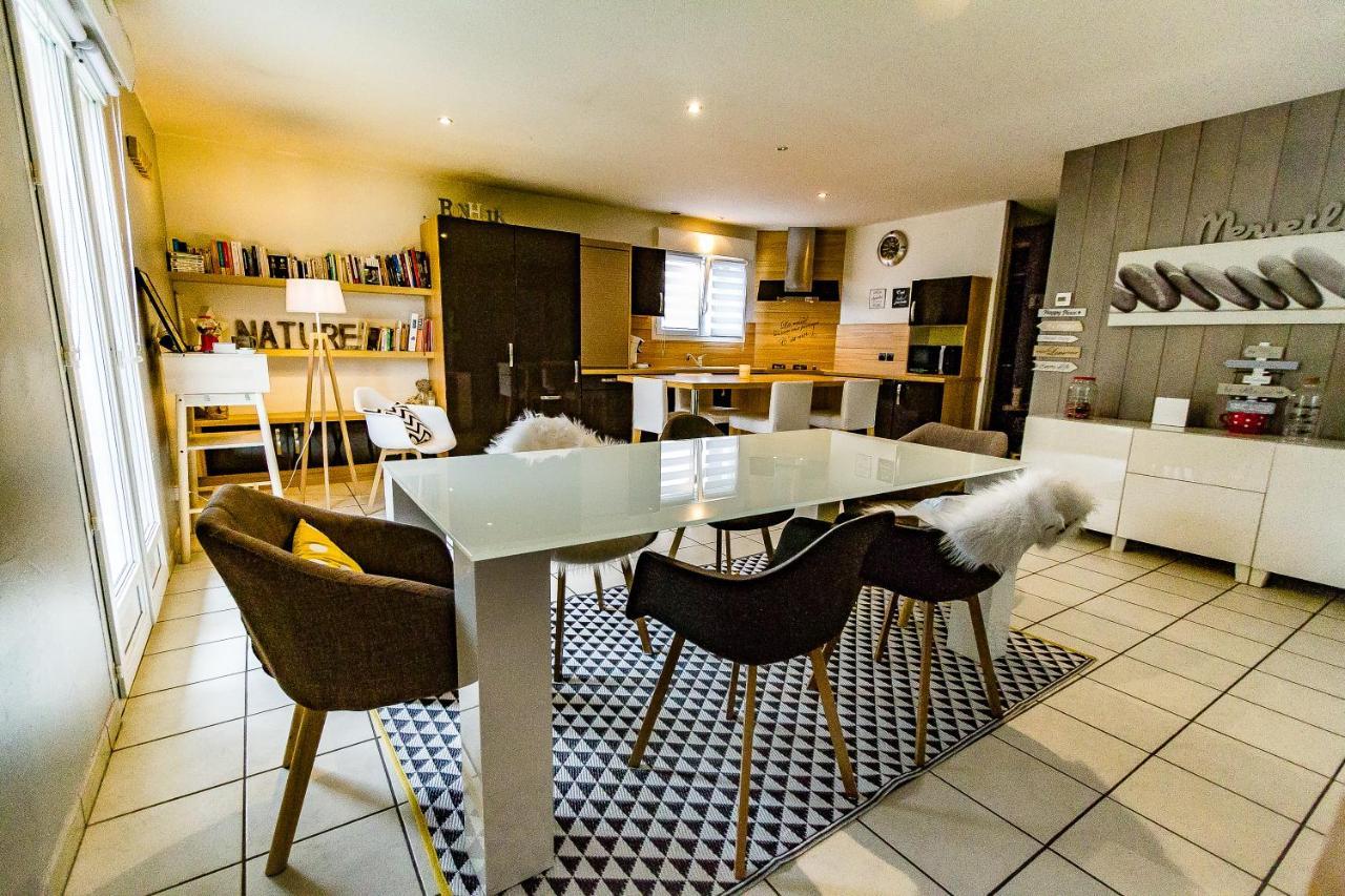 Maison Moderne A La Campagne Le Valdahon 外观 照片